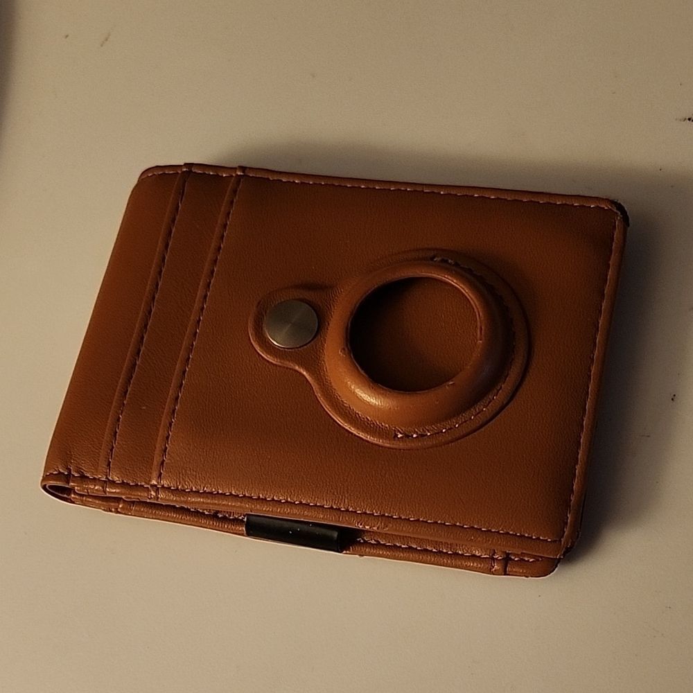 Slim Wallet with Air Tag SLlot